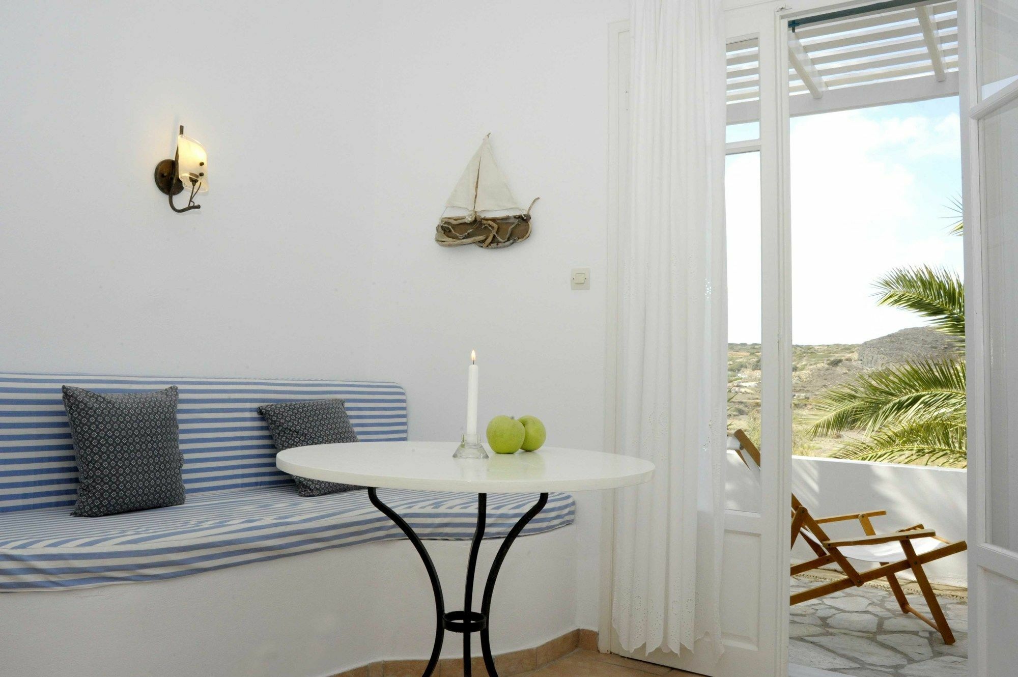 Kostantakis Winery Estate Guest House Pollonia Exterior photo